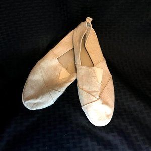 Tan canvas slip ons